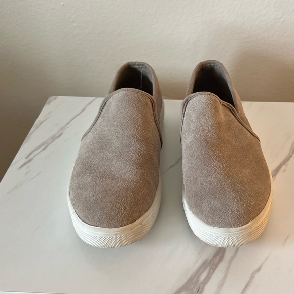 Blondo Suede Grey Casual Shoe Size 5.5 - Picture 1 of 7